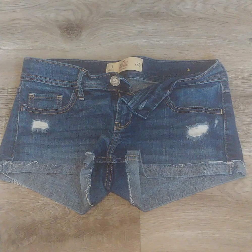 Hollister low rise short-short, Size 3